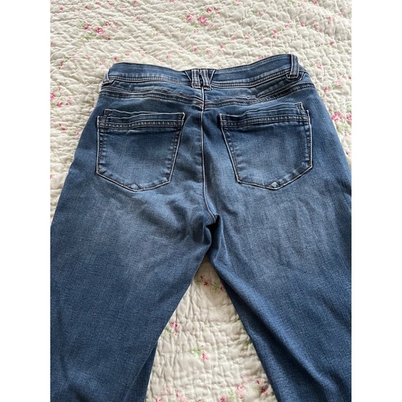 Democracy Women's Size 6 Blue Wash Distressed 'AB' Technology Skinny Jeans - Picture 2 of 10